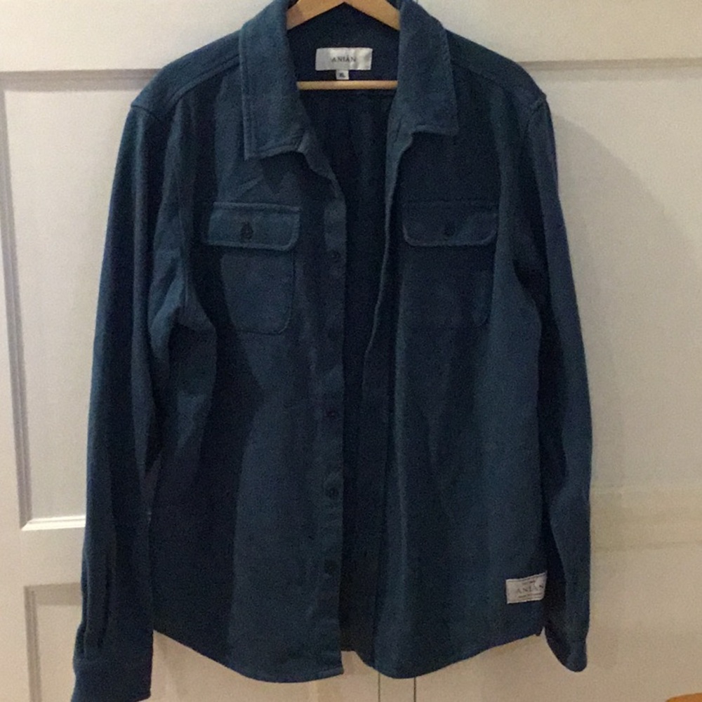 Anian flannel button down. Size xl made in Canada